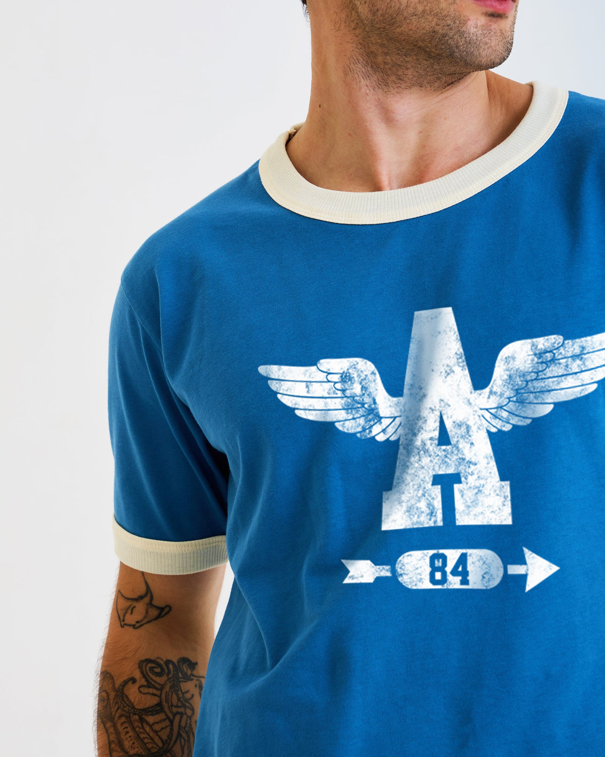 Vintage Unisex Oversized T-Shirt – Wings Graphic – Retro Ringer Style – Blue/White