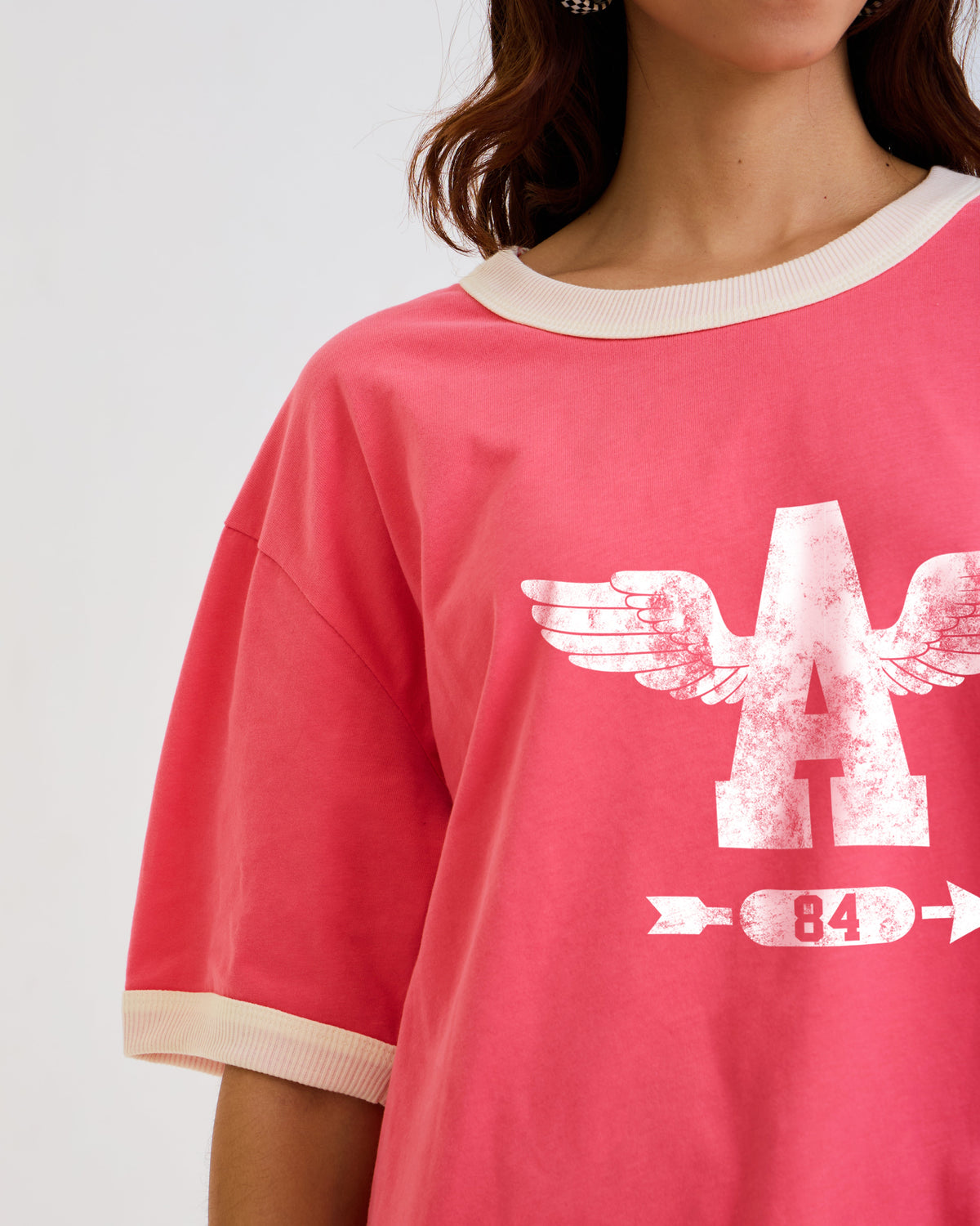 Vintage Unisex Oversized T-Shirt – Wings Graphic – Retro Ringer Style – Pink/Off-White