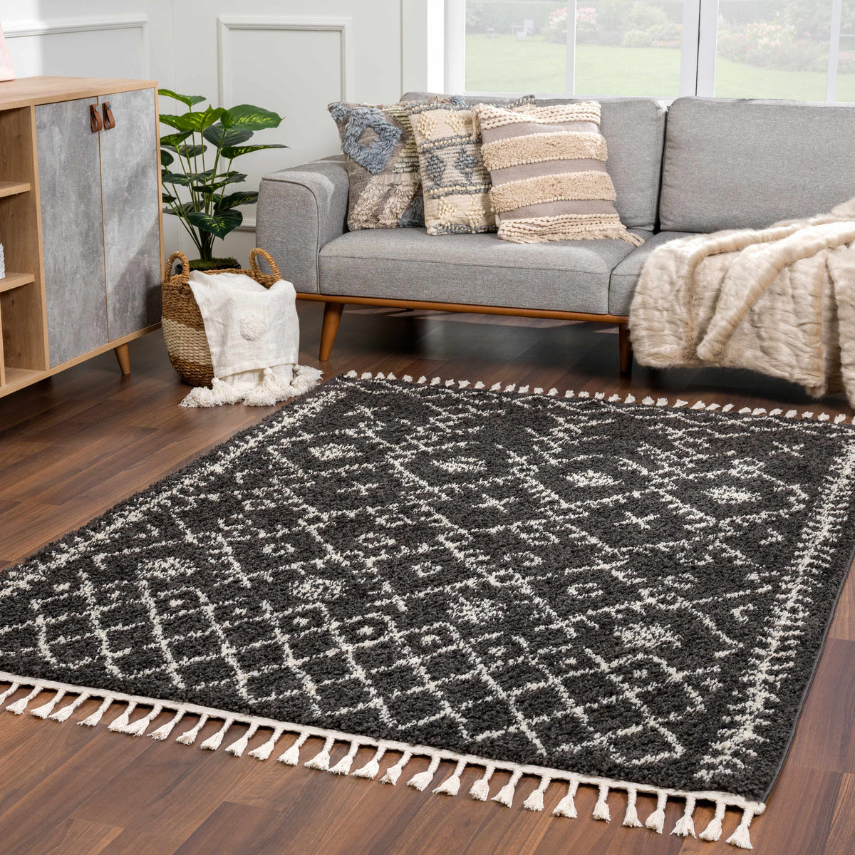 Thetford Black Berber Shag Rug - Clearance